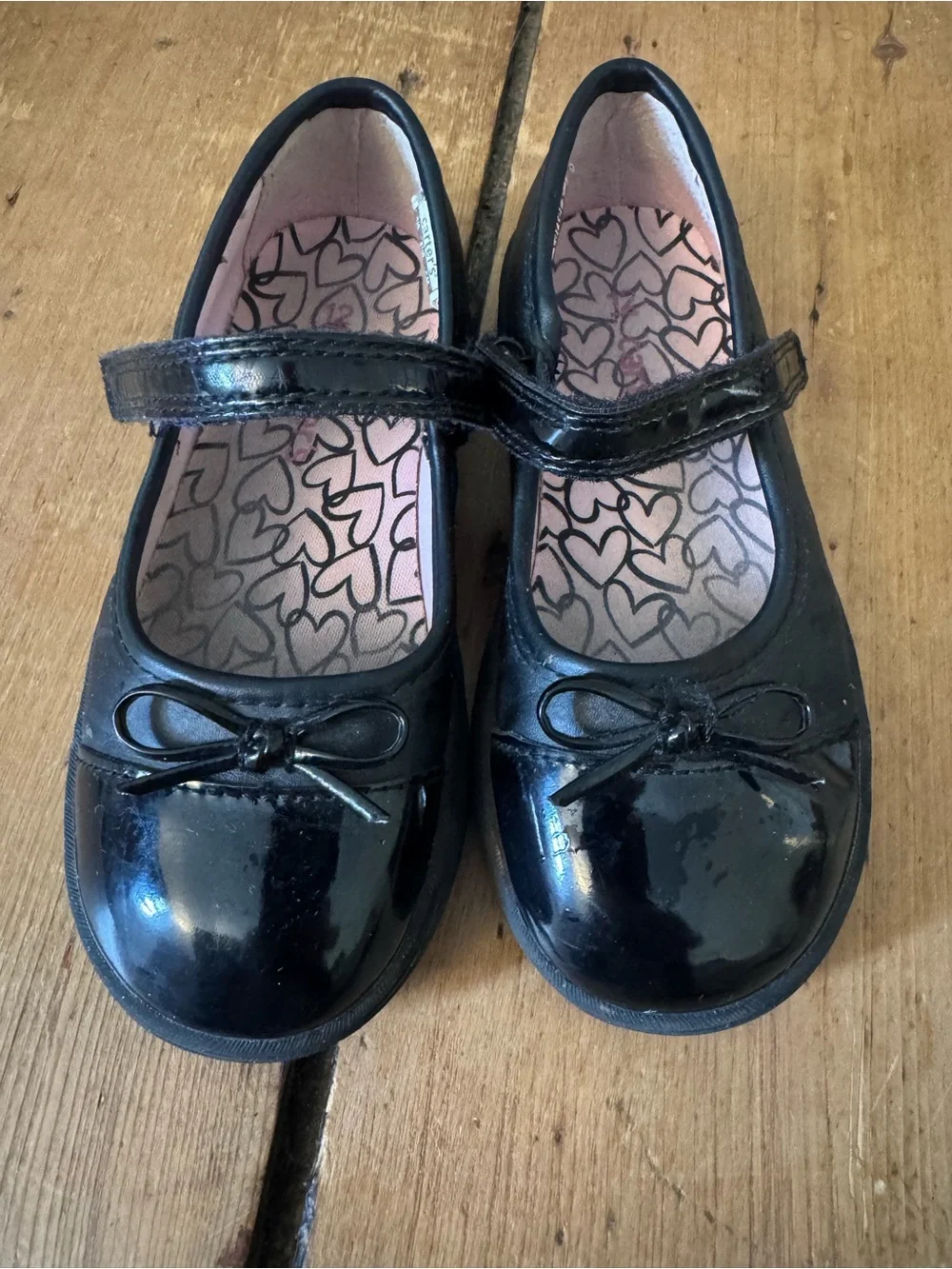 Carter's Black Patent Mary Jane Shoes with Bow size 12